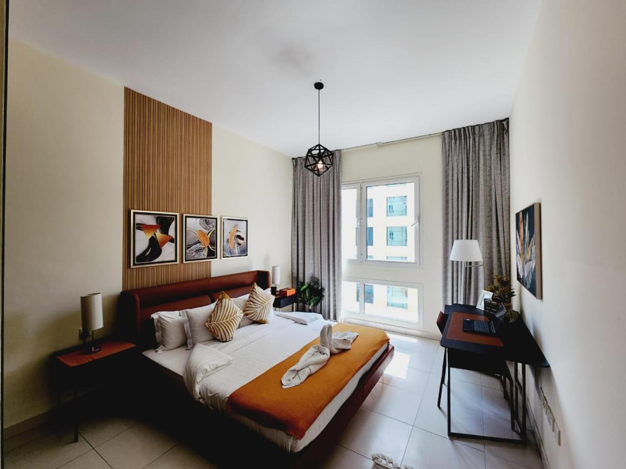 Lovely 1-Bedroom Apartment In The Heart Of Dubai Marina Dış mekan fotoğraf