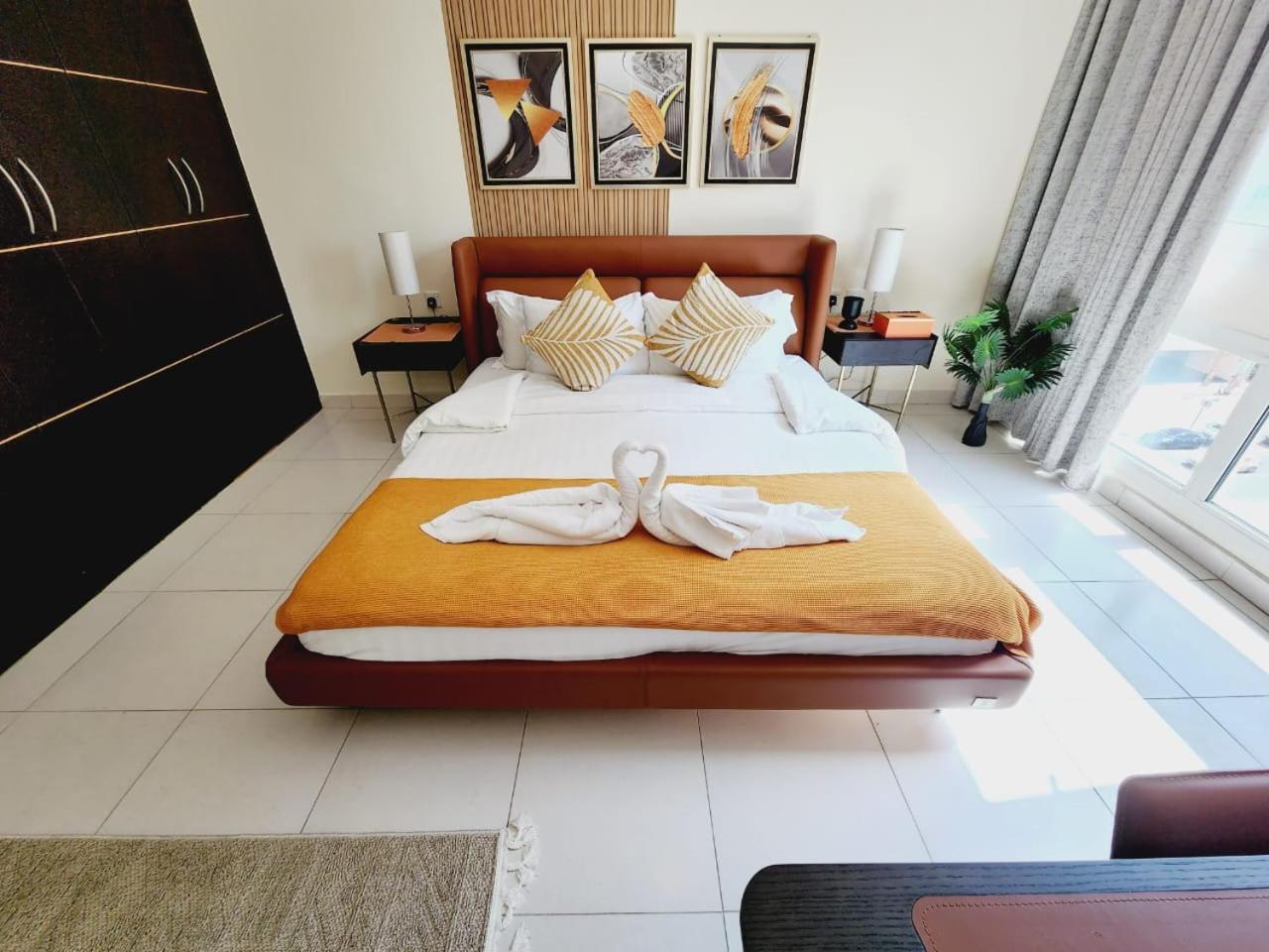 Lovely 1-Bedroom Apartment In The Heart Of Dubai Marina Dış mekan fotoğraf