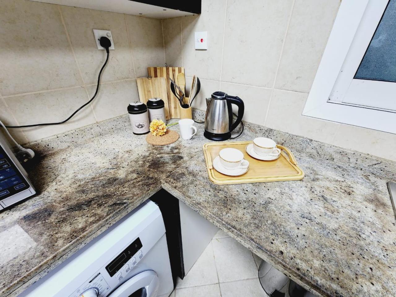 Lovely 1-Bedroom Apartment In The Heart Of Dubai Marina Dış mekan fotoğraf